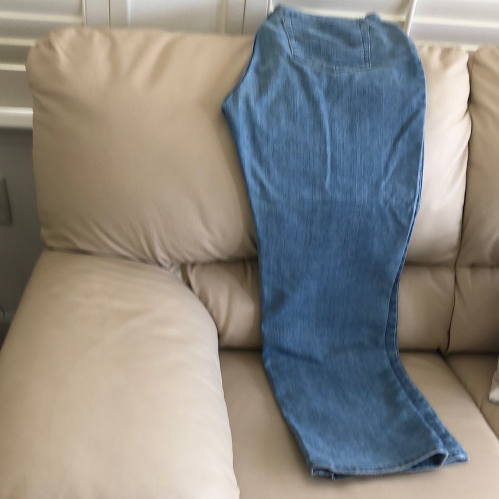 Lee Relaxed Straight Leg Jeans Women’s size 12 medium